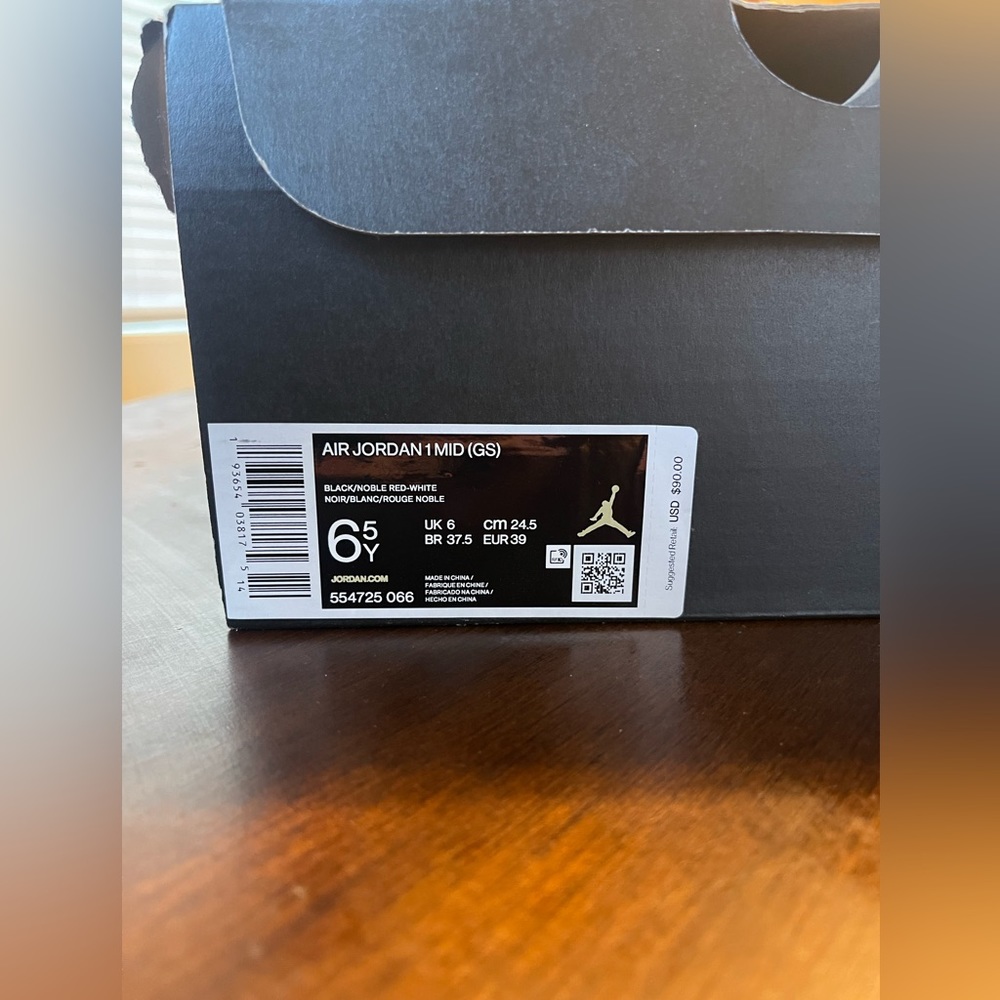 Air Jordan 5 retro GS 6.5y stealth 2.0